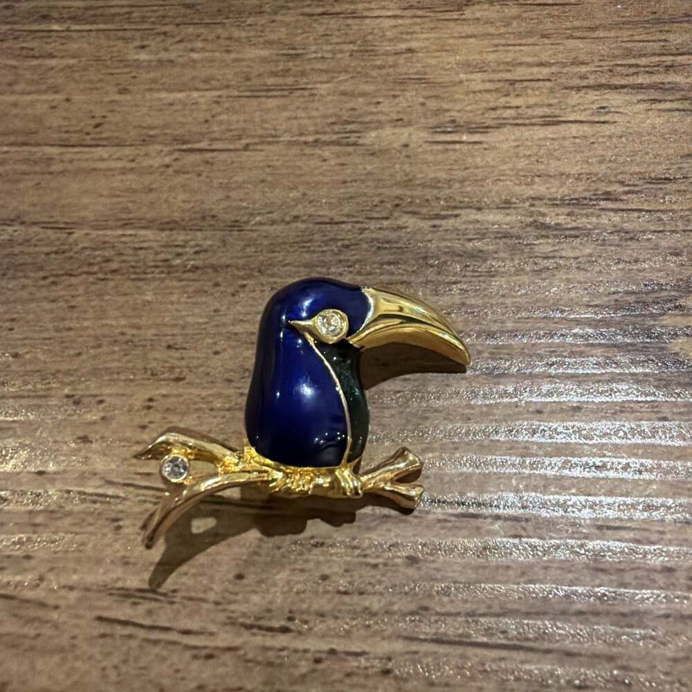 Vintage Blue Green Enamel Rhinestone Toucan Bird Brooch Pin